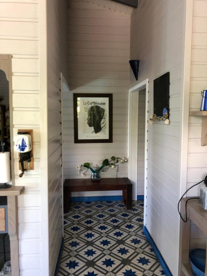 La Maison Bleue - Les Hauts De La Baie Terre-de-Bas Zewnętrze zdjęcie
